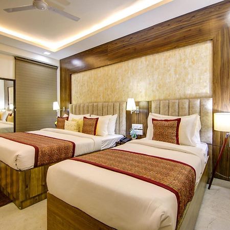 Hotel Deluxe Stay Inn - Near Delhi Airport Nueva Delhi Exterior foto
