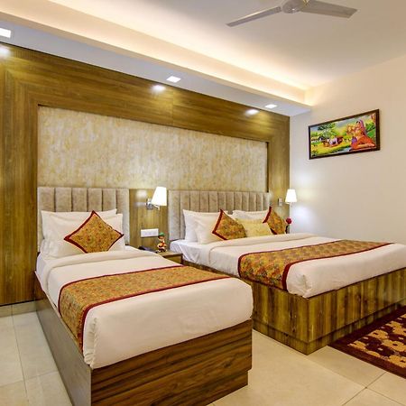 Hotel Deluxe Stay Inn - Near Delhi Airport Nueva Delhi Exterior foto