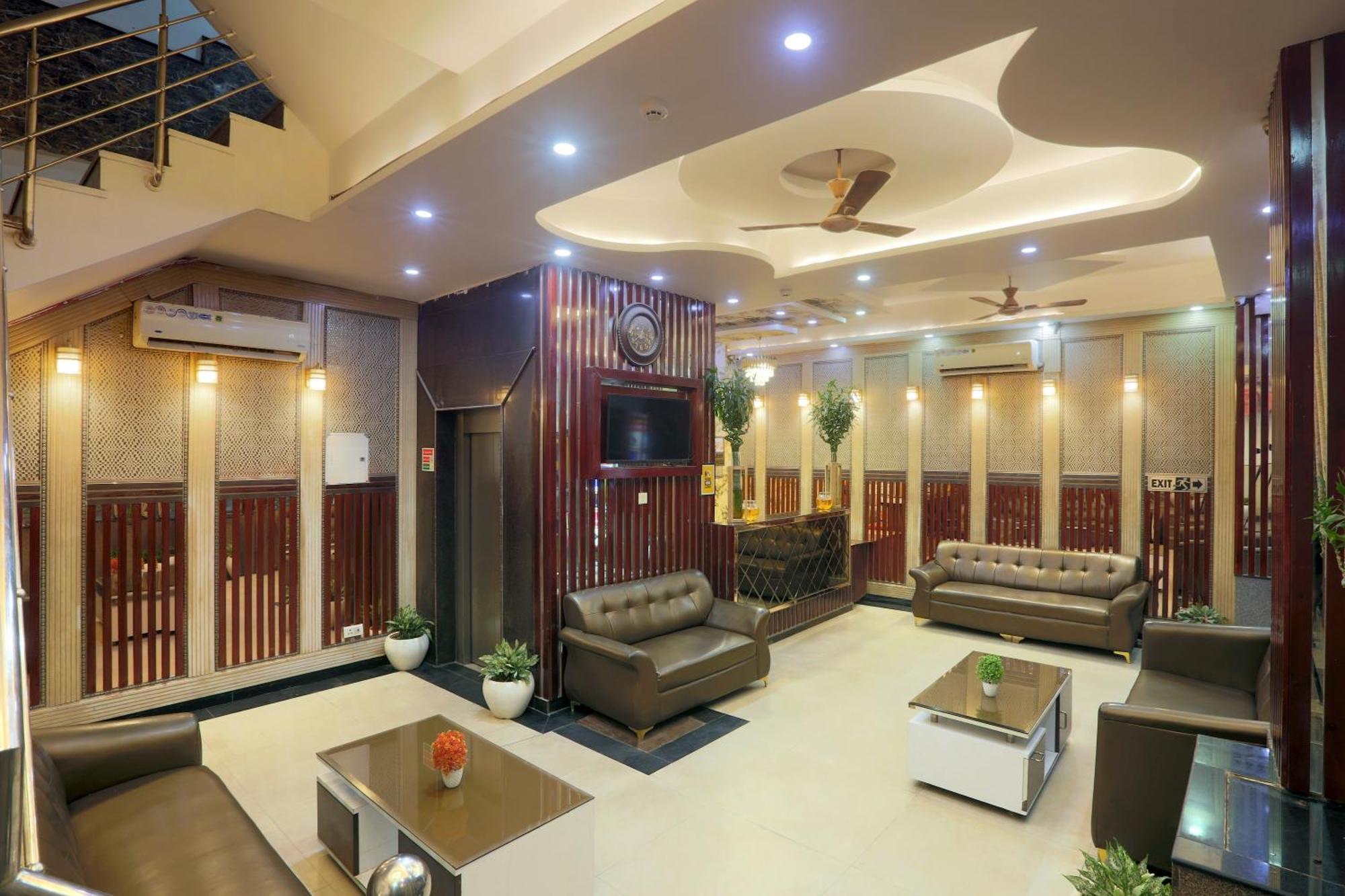 Hotel Deluxe Stay Inn - Near Delhi Airport Nueva Delhi Exterior foto