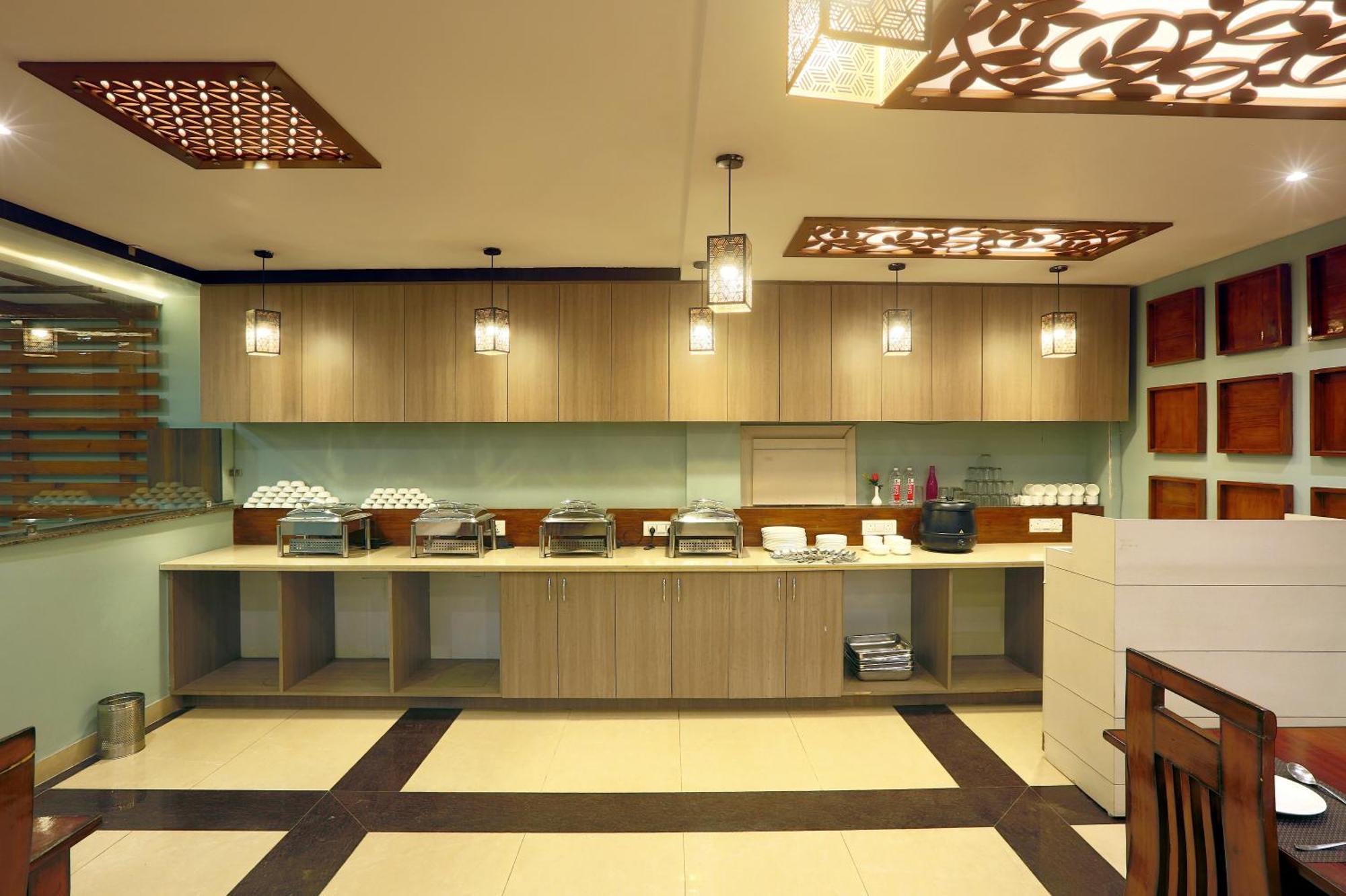Hotel Deluxe Stay Inn - Near Delhi Airport Nueva Delhi Exterior foto